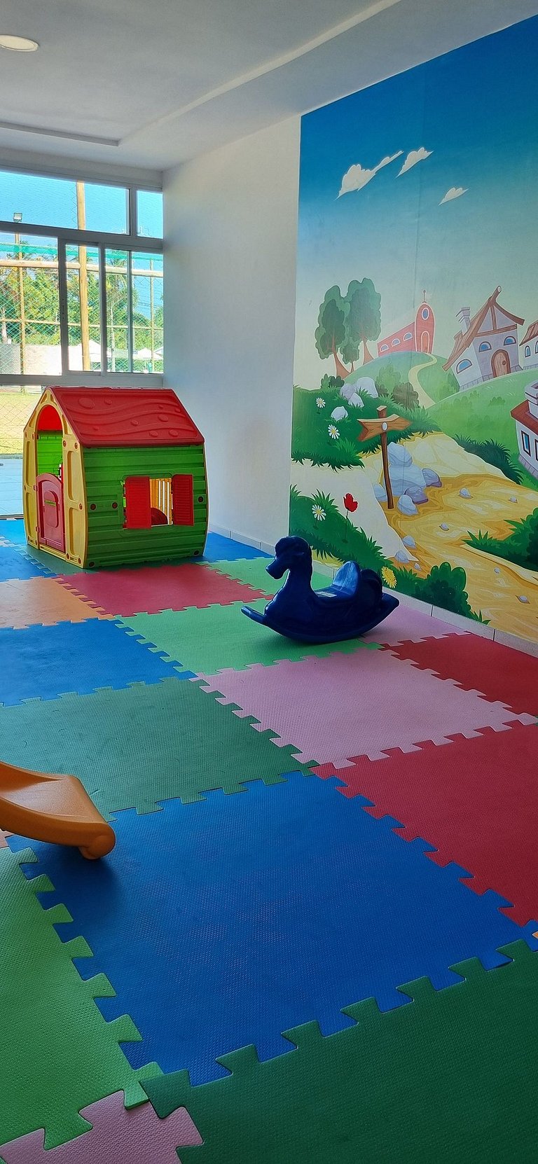 Flat piscina/academia/campo de futebol-Muro Alto