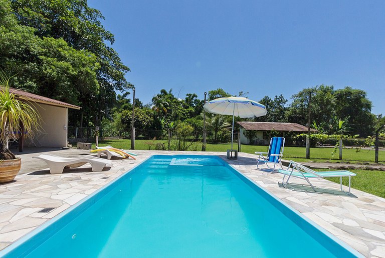 Chácara Piscina e RIO no fundo a 60km de Curitiba