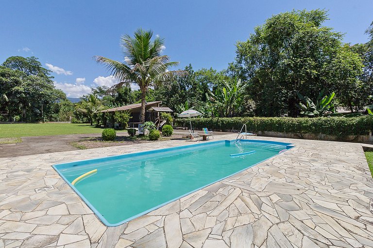 Recanto do Sossego!Com PISCINA grande e Playground