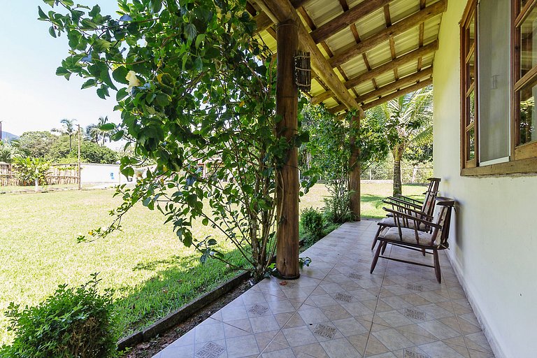 Recanto do Sossego!Com PISCINA grande e Playground
