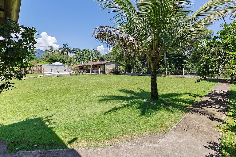 Recanto do Sossego!Com PISCINA grande e Playground