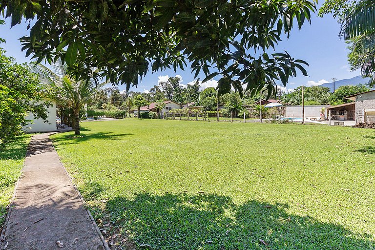 Recanto do Sossego!Com PISCINA grande e Playground