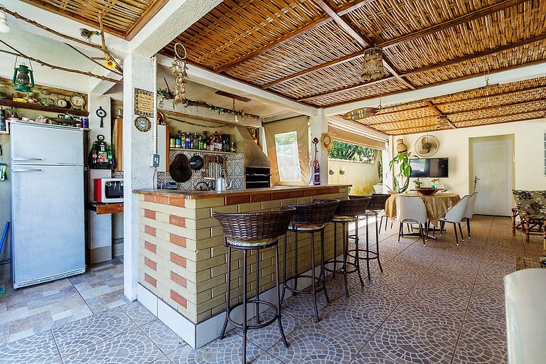 Recanto do Sossego!Com PISCINA grande e Playground
