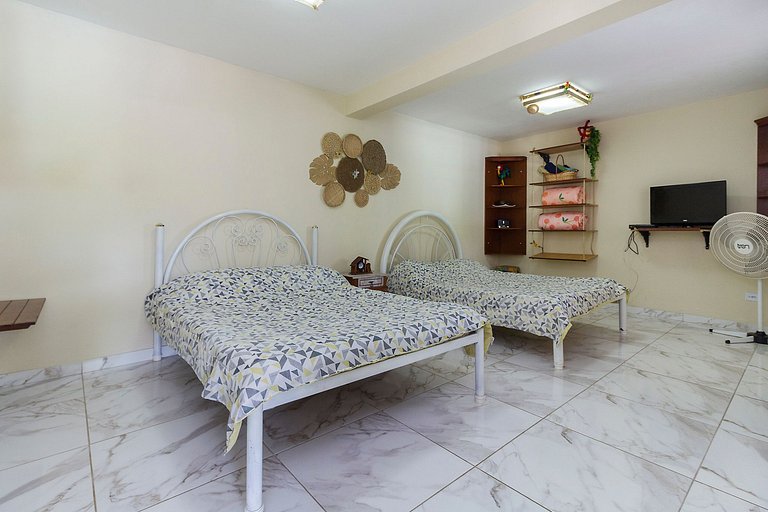 Recanto do Sossego!Com PISCINA grande e Playground