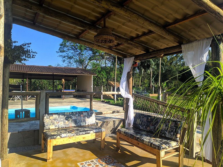 Chácara Piscina e RIO no fundo a 60km de Curitiba