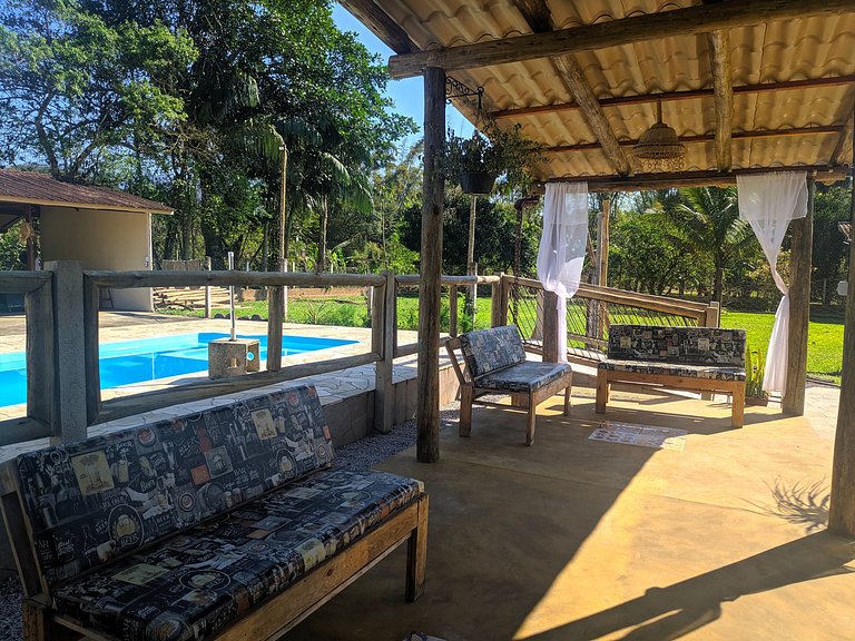 Chácara Piscina e RIO no fundo a 60km de Curitiba