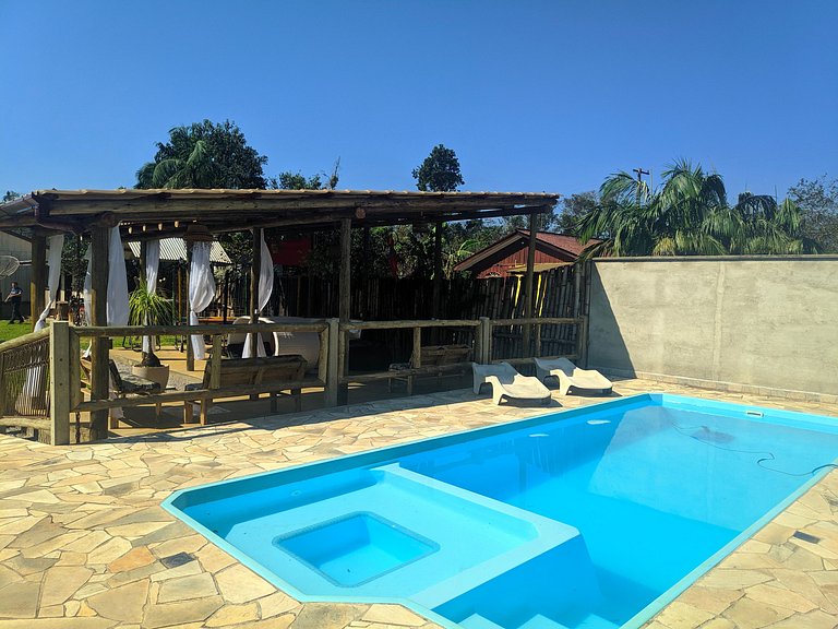 Chácara Piscina e RIO no fundo a 60km de Curitiba