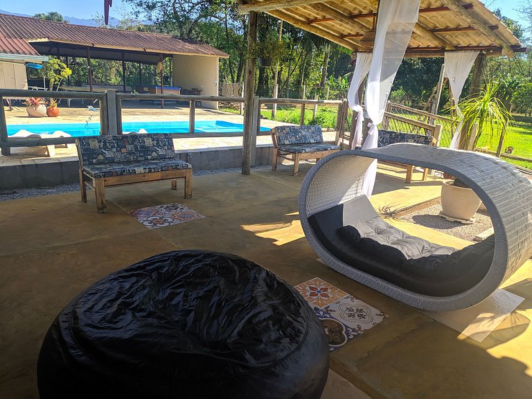 Chácara Piscina e RIO no fundo a 60km de Curitiba