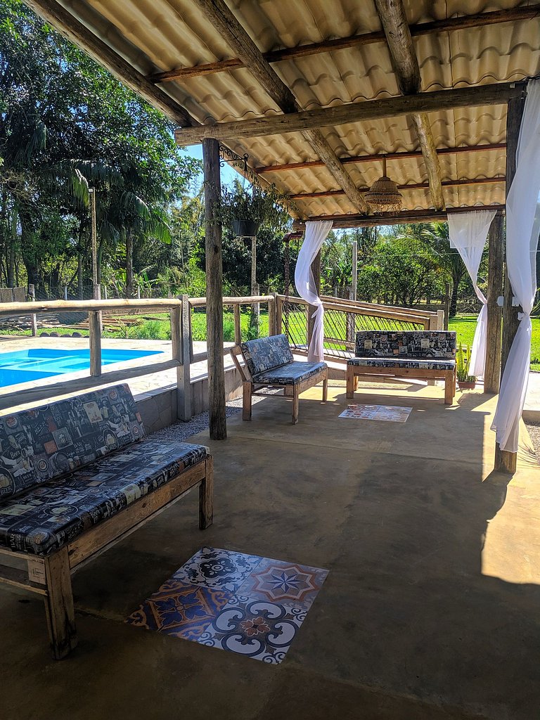 Chácara Piscina e RIO no fundo a 60km de Curitiba