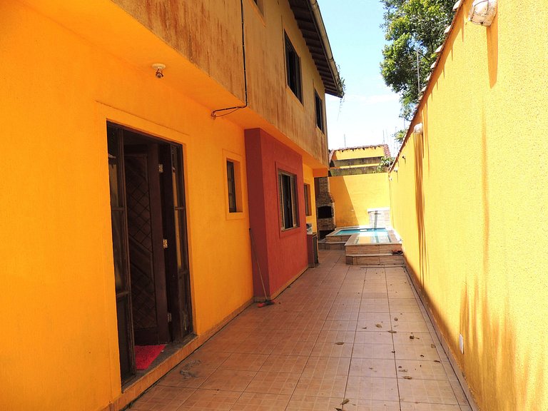 900m PraiaGaivota, Piscina, Churrasqueira, 4 Vagas