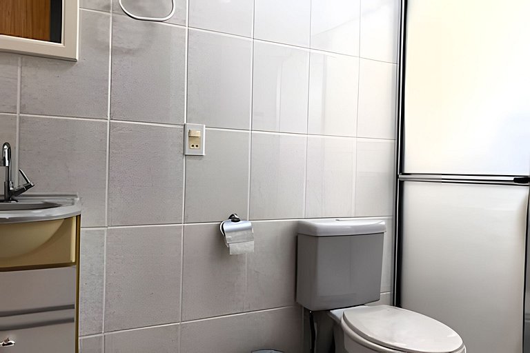 Piscina, Churrasqueira e Lareira em cond, 1h de SP