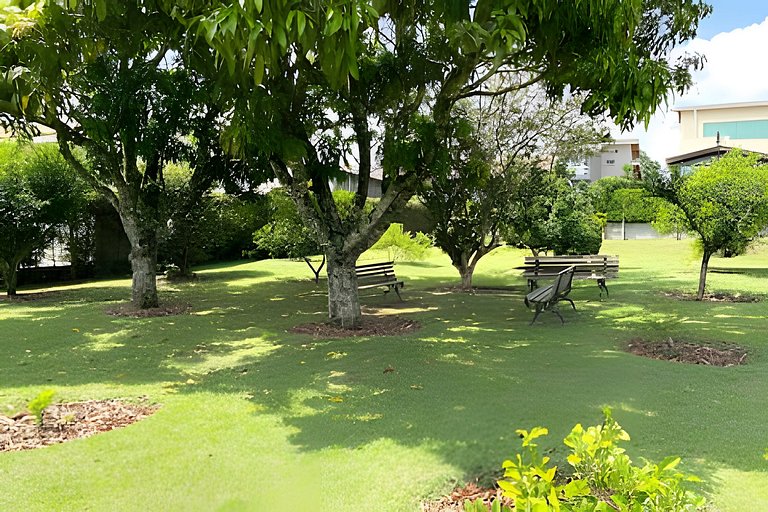 Piscina, Churrasqueira e Lareira em cond, 1h de SP