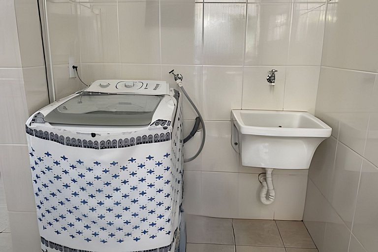 Piscina, Churrasqueira e Lareira em cond, 1h de SP