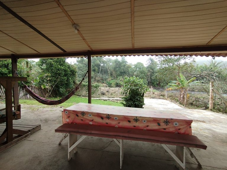 Chácara Piscina e RIO no fundo a 60km de Curitiba