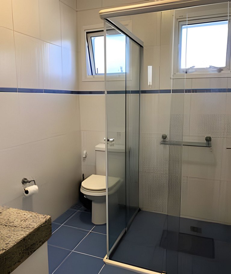 Refúgio com piscina, lareira e conforto – 1h de SP