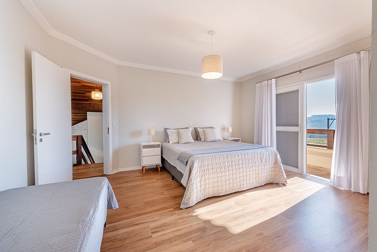 Refúgio com piscina, lareira e conforto – 1h de SP