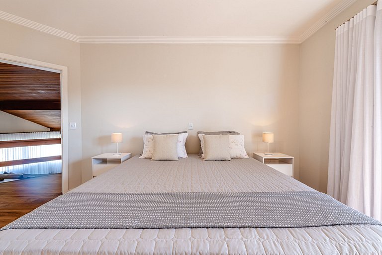 Refúgio com piscina, lareira e conforto – 1h de SP