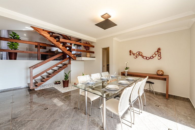 Refúgio com piscina, lareira e conforto – 1h de SP