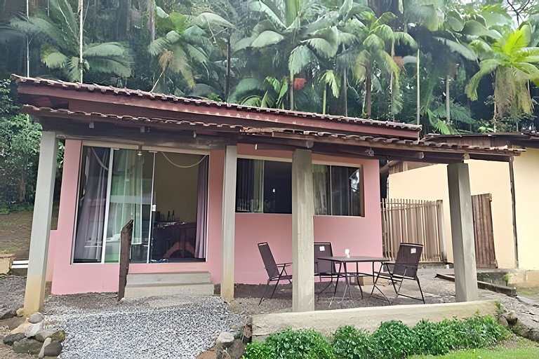 Chalé Morretes Arraial - Piscina e Rio