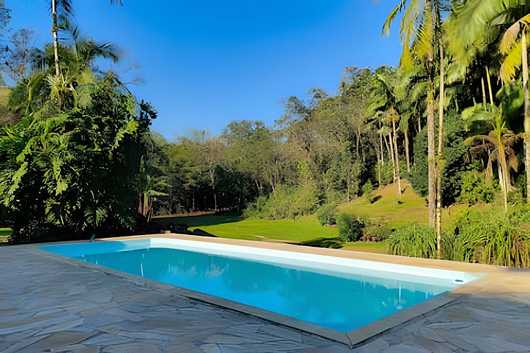 Chalé Morretes Arraial - Piscina e Rio