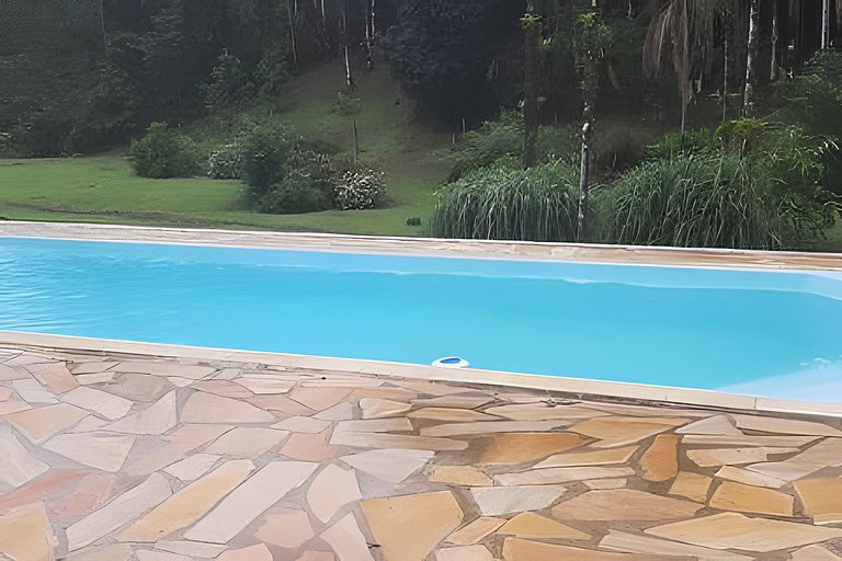 Chalé Morretes Arraial - Piscina e Rio