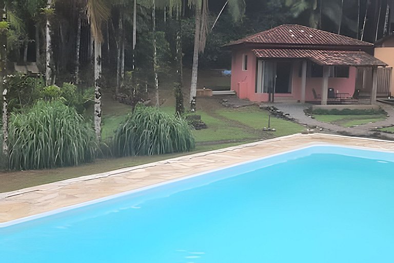 Chalé Morretes Arraial - Piscina e Rio