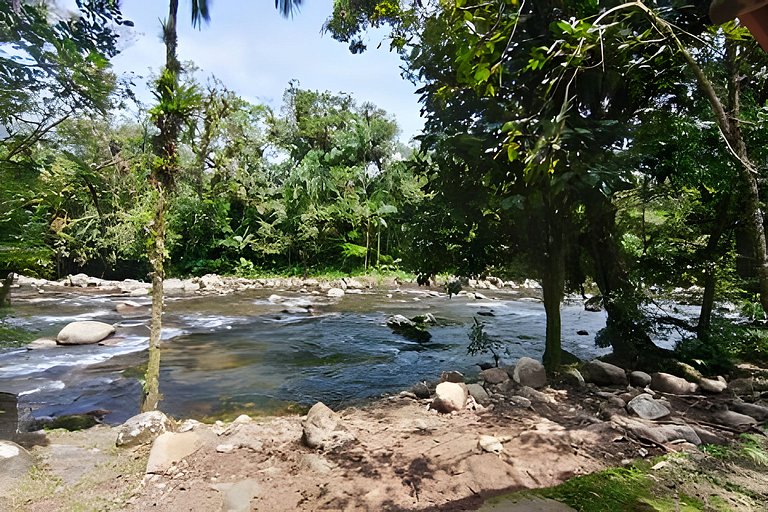Simplicidade em meio a Natureza -com acesso ao rio