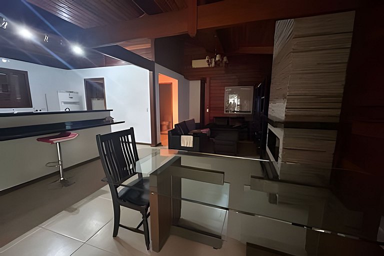 Quintal da Serra -ofurô e ar condicionado