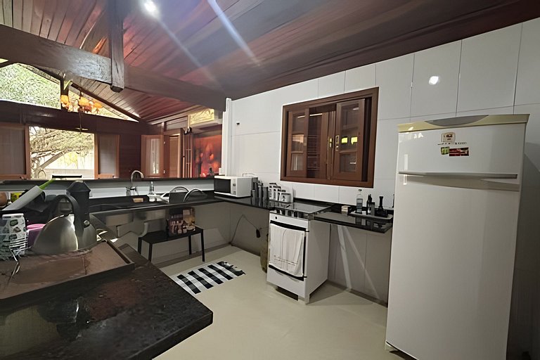 Quintal da Serra -ofurô e ar condicionado