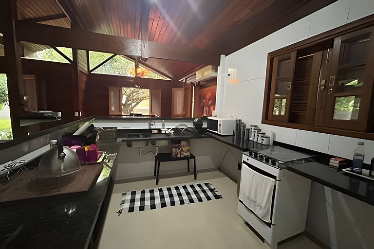 Quintal da Serra -ofurô e ar condicionado