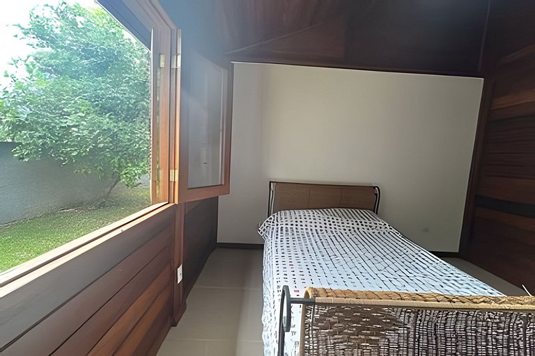 Quintal da Serra -ofurô e ar condicionado