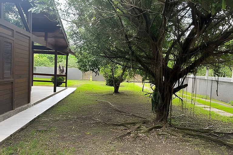 Quintal da Serra -ofurô e ar condicionado