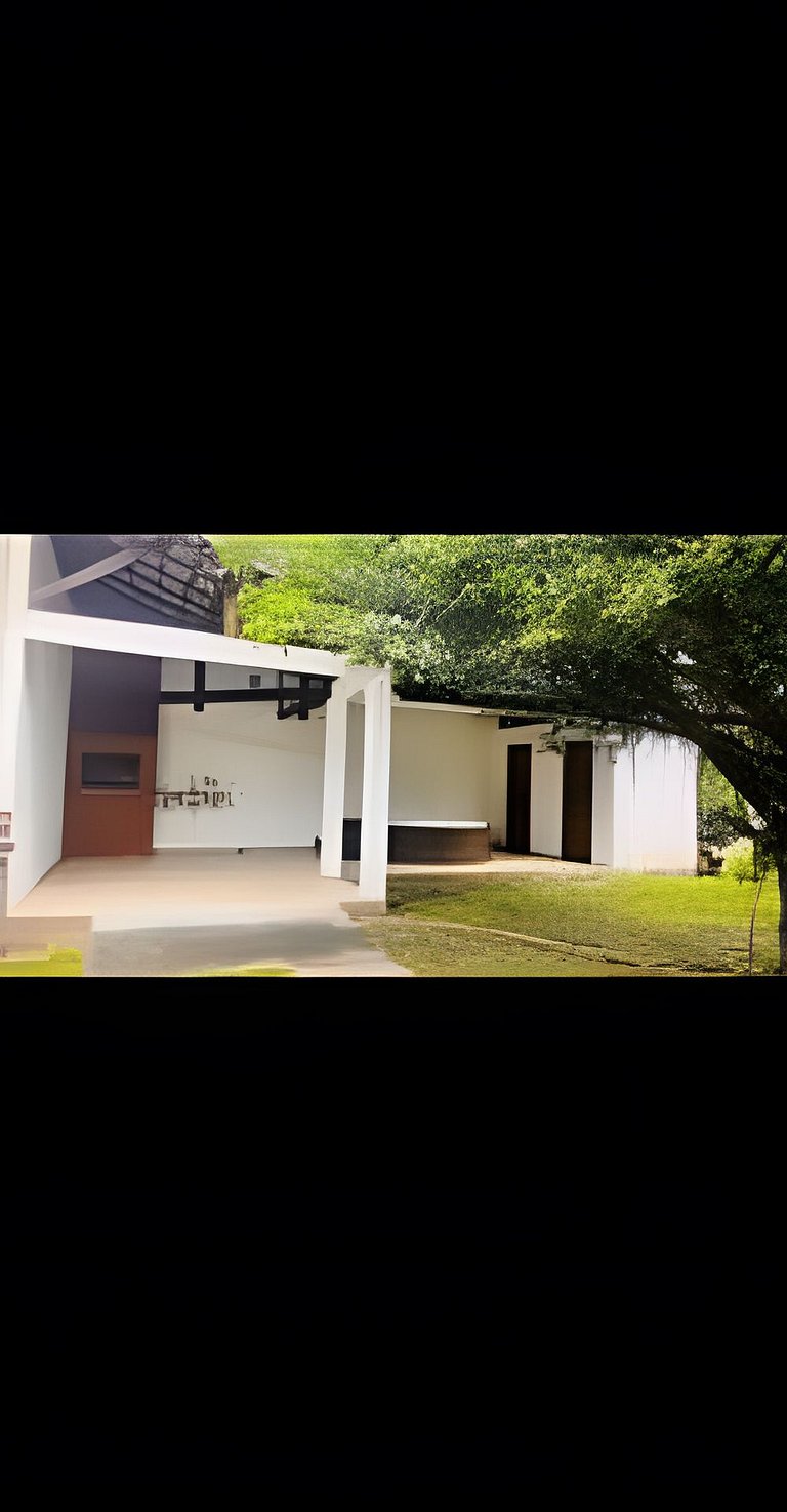 Quintal da Serra -ofurô e ar condicionado