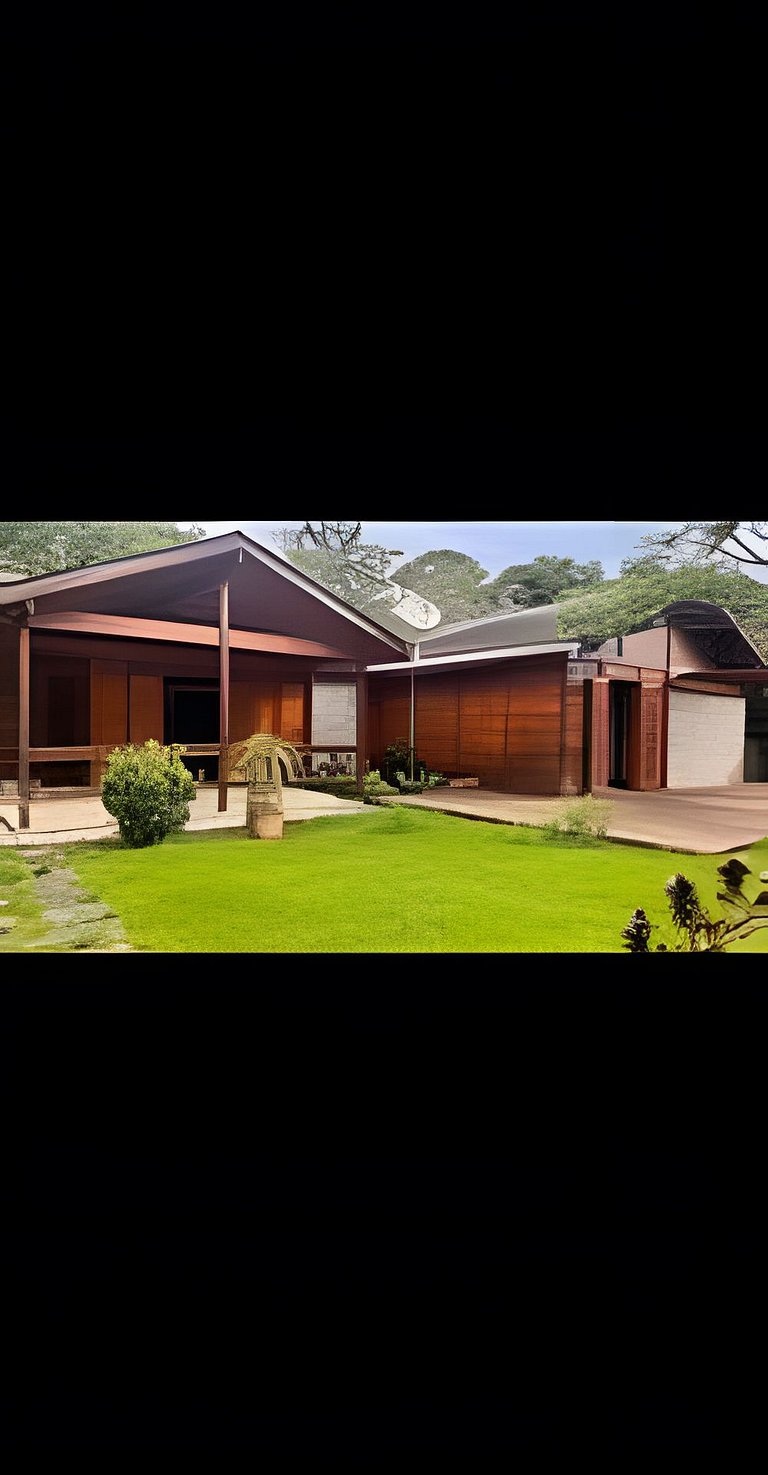 Quintal da Serra -ofurô e ar condicionado