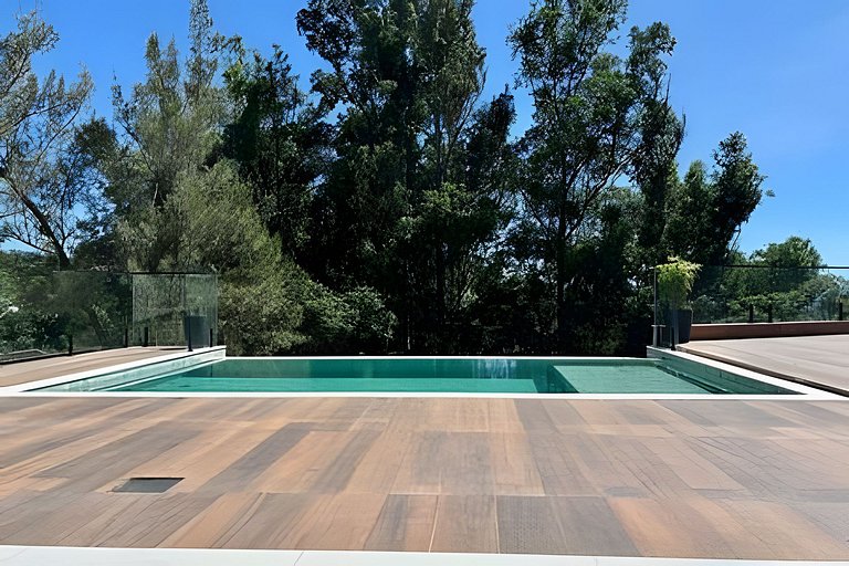 Vista panorâmica | 3 suítes, piscina e gourmet