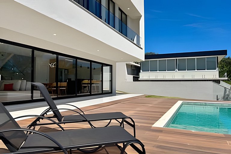 Vista panorâmica | 3 suítes, piscina e gourmet