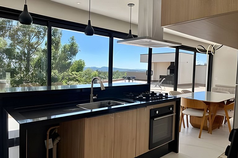 Vista panorâmica | 3 suítes, piscina e gourmet